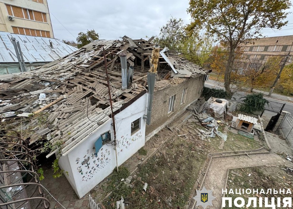 Херсонщина: окупанти тероризують населення та полюють на працівників екстрених служб (фото)